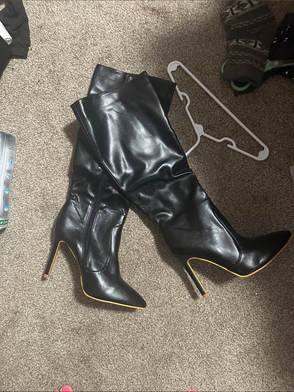 Black High Heel Knee Boots - Sleek Pointed Toe Stiletto